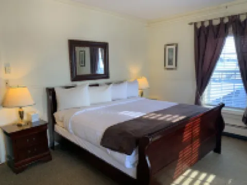 Kennedy House Hotels in Charlotte County