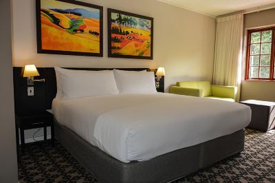 Superior Room The Caledon Hotel Photo