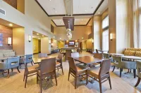 Hampton Inn & Suites Greensboro/Coliseum Area - 2-Star