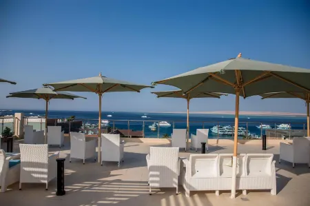 Redcon Suites Отели рядом с достопримечательностью «Махмея пляж»