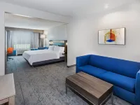 Holiday Inn Express & Suites HOUSTON SPACE CTR - CLEAR LAKE by IHG Hotels in Webster