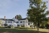 The White House Inn Hotel di 