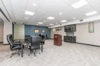 Slope-Side Studio Bliss Ski-InSki-Out, Renovated at Blue, Hot Tub, Fast Wi-Fi