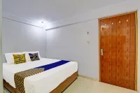Homestay Tentrem Simpang Lima Hotels in Margorejo