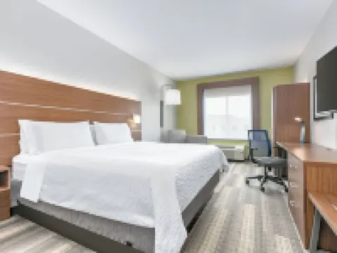 Holiday Inn Express & Suites CLUTE - LAKE JACKSON by IHG Hotels in Clute