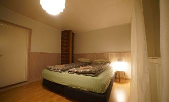 Arctic Rooms Aurora