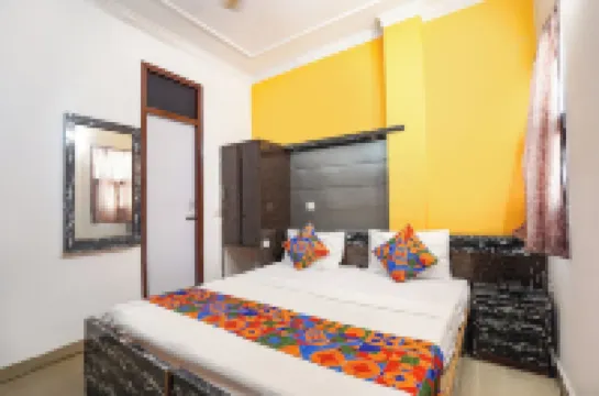 FabHotel Richa Palace