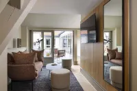 Hotel la Diligence - balcony