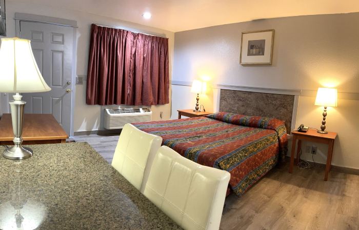 Emerald Best Motel