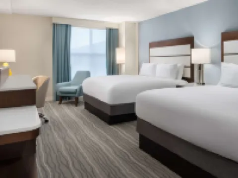 ダブルツリー バイ ヒルトン ホテル ノーフォーク エアポート ノーフォークのホテル