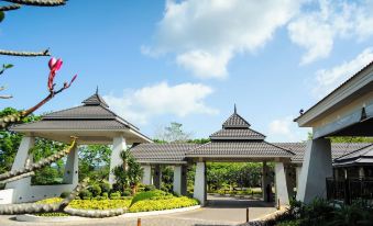 The Nouveau Chumphon Beach Resort and Golf