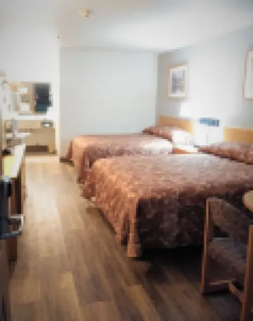 Sugarloaf Mountain Motel