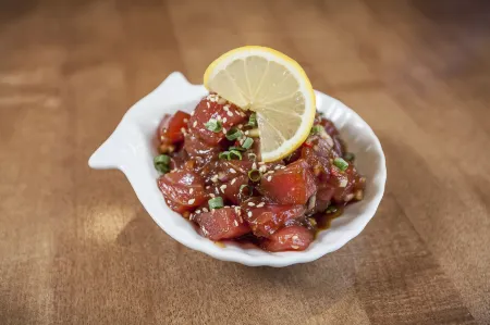 Surfrider Resort Hotel