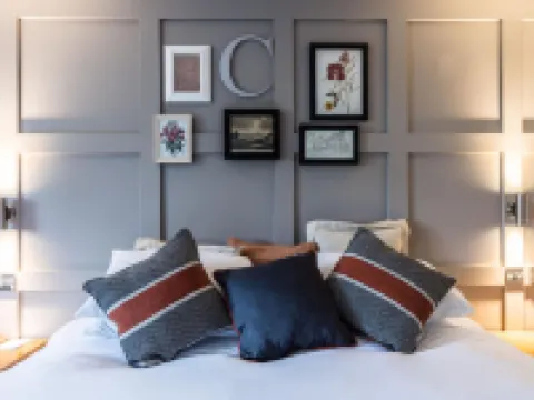 Crown Hotel Hotels in Chertsey