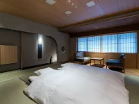 Kinosaki Onsen Nishimuraya Hotel Shogetsutei Hotels near Genbudo Park