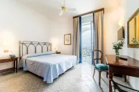 Hotel Sole Splendid Hotels near Spiaggia di Maiori