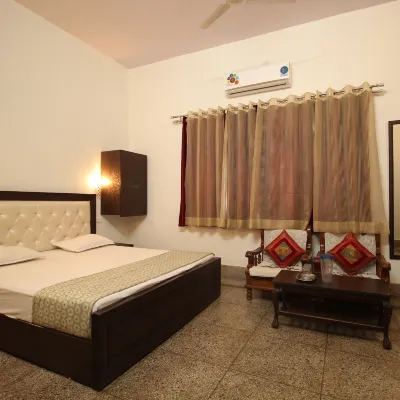Hotel Vacation โรงแรมใกล้เอเลเฟนท์จอย
