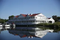 Weathervane Inn Hotel a White River Township
