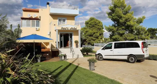 بيريز هوتل فنادق في ارتيميدا