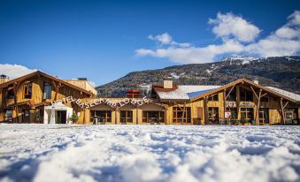 Hotel Base Camp Lodge - Bourg Saint Maurice