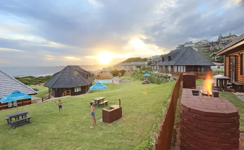 Brenton on Sea Cottages - 4-Star