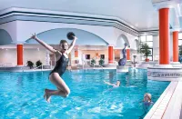 The Connacht Hotel - Pools