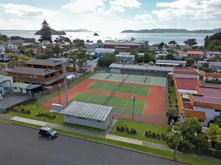 ASURE Admirals View Motel