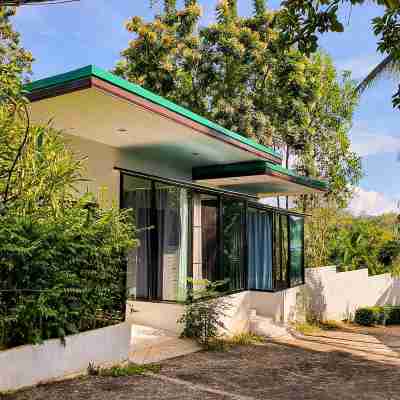 พรไพลินริเวอร์ไซด์ สังขละบุรี Hotel Exterior