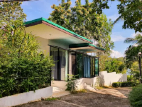 Phornpailin Riverside Resort