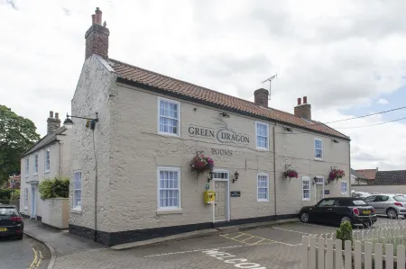 Green Dragon, Welton by Marston's Inns Отели рядом с достопримечательностью «The Humber Bridge»