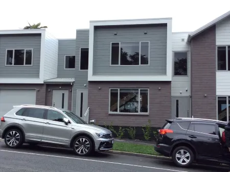 Central Lake Hamilton Отели рядом с достопримечательностью «Wintec Hamilton City Campus»