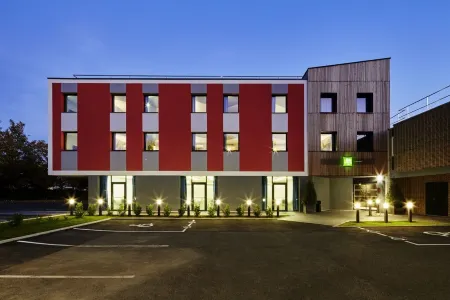 Ibis Styles Évry Lisses Отели в г. Ормуа