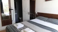 Blossom Guest House - Pensionat