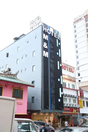 M&M Hotel