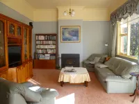 Donalea Bed and Breakfast & Riverview Apartment Hotels in Cygnet