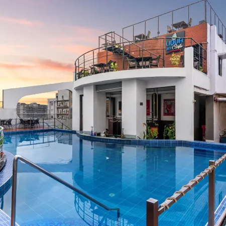 Hotel Senses Отели рядом с достопримечательностью «Саенс Сити»