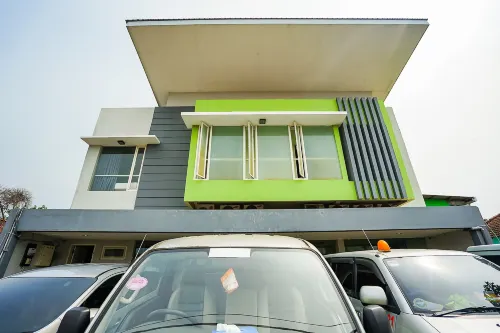 Ardhya Guesthouse Syariah by Ecommerceloka - Pensions