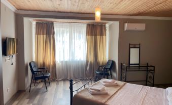 Argo Hotel