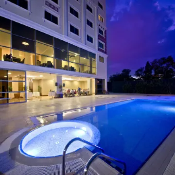 North Point Hotel
