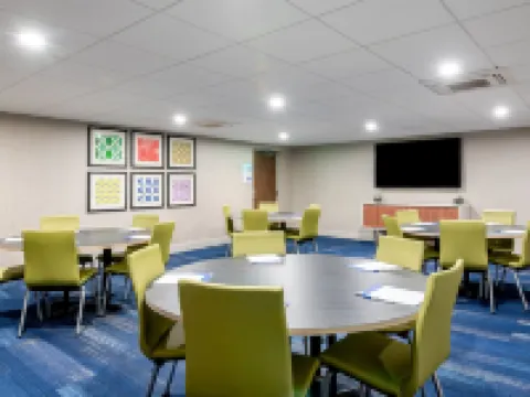 Holiday Inn Express & Suites SANTA ANA - ORANGE COUNTY by IHG Hotels in Santa Ana