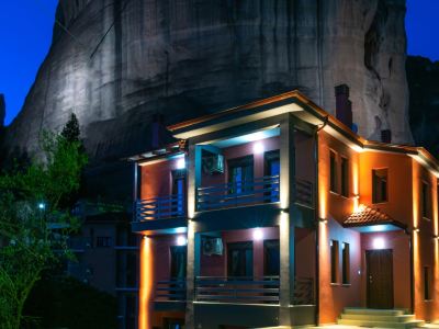 Elia Deluxe Accommodation