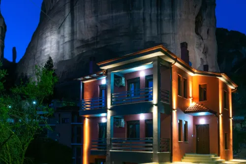 Elia Deluxe Accommodation - Parkplatz