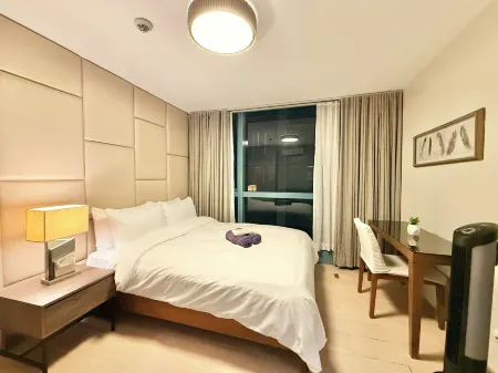 Bonifacio Global City One Uptown Residence BGC Отели рядом с достопримечательностью «Eminent Design Studio»