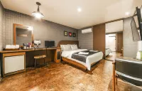 โรงแรมนอริเทอร์ - ที่มีที่จอดรถ