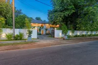 Aryana Hotel Hotels near SL Army Play Ground (signal ground)