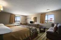 Super 8 by Wyndham Blackwell Hotels in Blackwell