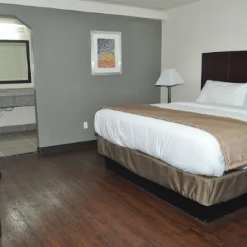 Trinity Suites Downtown Dallas Отели рядом с достопримечательностью «Даллас Зу»