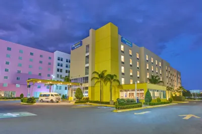 City Express by Marriott Toluca Các khách sạn ở Toluca