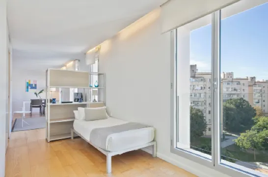 Lugaris Beach Apartments