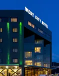 West City Hotel โรงแรมใน